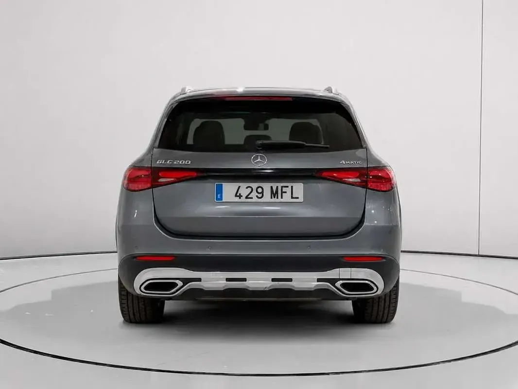Usado Mercedes GLC200 204 CV (150 kW) 2023 Gris SUV