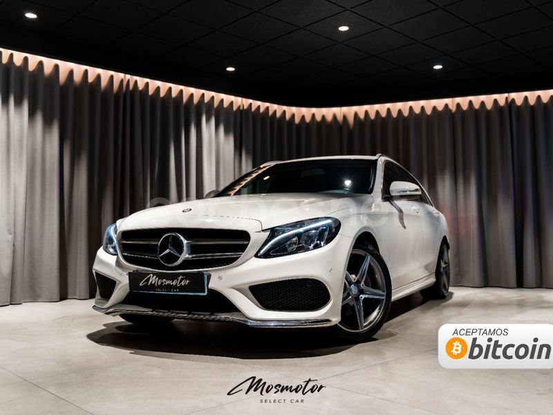Blanco Usado 2015 Mercedes C220 AMG line Familiar | 24.800 € (Un poco caro) - Imagen 1/4
