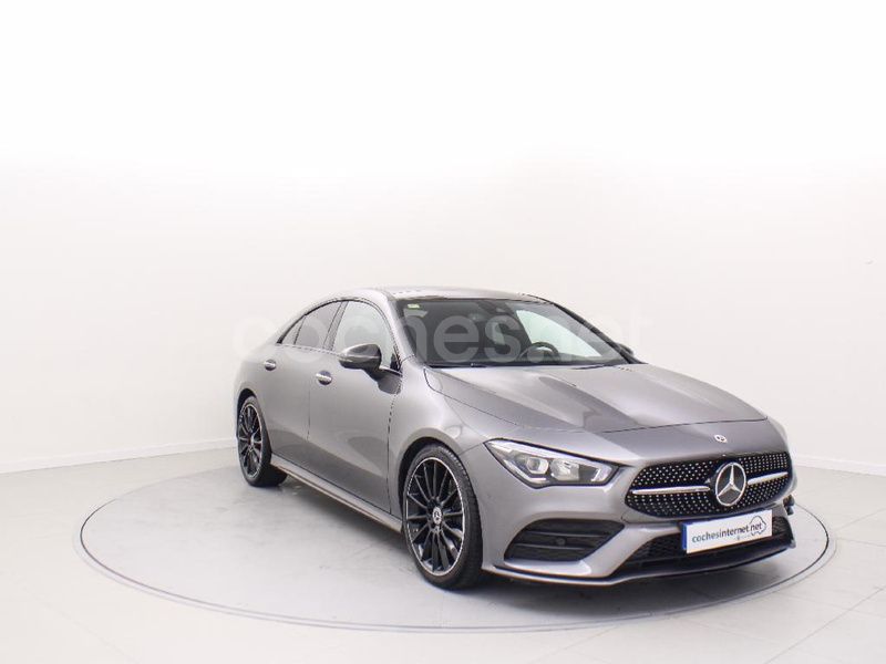 Gris / plata Usado 2020 Mercedes CLA200 Berlina | 35.900 € (Caro) - Imagen 1/4