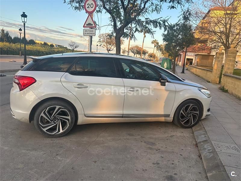 Usado DS Automobiles DS5 Style 181 CV (133 kW) 2017 Blanco Utilitario