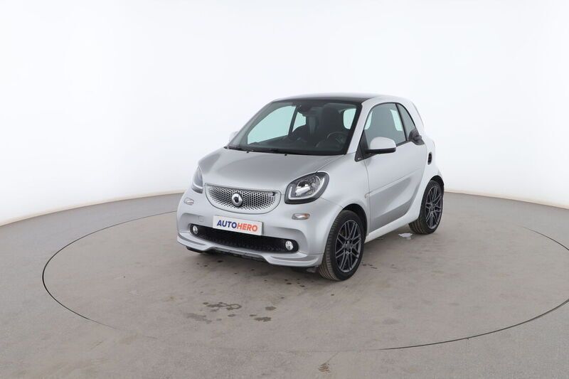 Gris Usado 2018 Smart ForTwo Coupé Basis Utilitario | 16.099 € (Caro) - Imagen 1/4