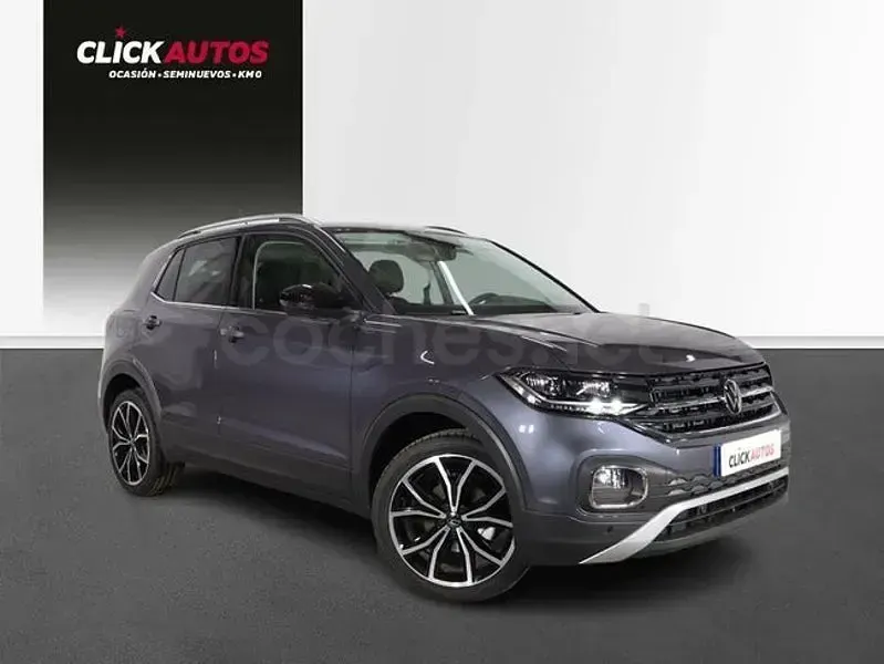 Usado VW T-Cross Sportline 110 CV (80 kW) 2023 Gris / plata SUV