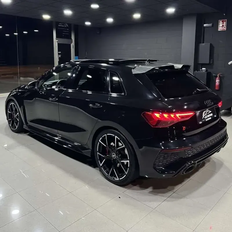 Usado Audi RS3 Sportback Premium 400 CV (294 kW) 2023 Negro Utilitario