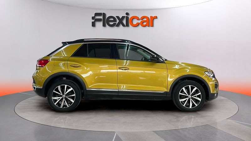Usado VW T-Roc Advance 116 CV (85 kW) 2018 Amarillo SUV