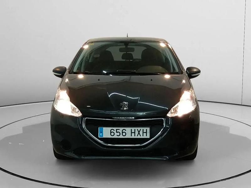 Begagnad Peugeot 208 Active 82 HK (60 kW) 2014 Vit Halvkombi