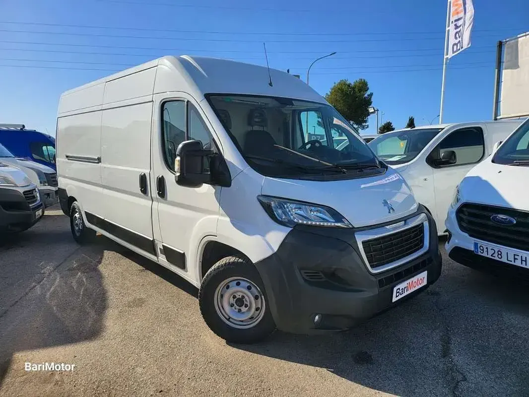 Usado Peugeot Boxer 139 CV (102 kW) 2019 Blanco Van