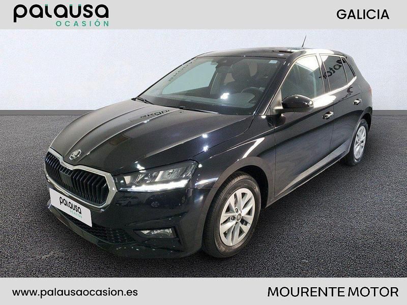 Usado Skoda Fabia 116 CV (85 kW) 2025 Negro Berlina