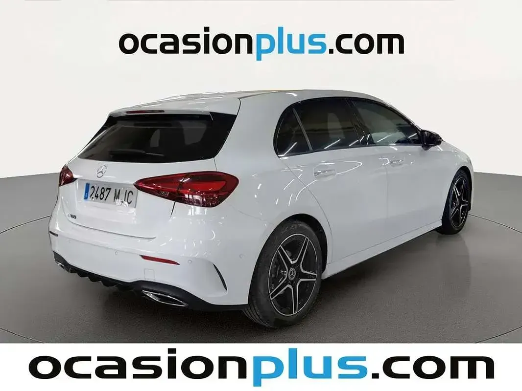 Usado Mercedes A180 Advanced 136 CV (100 kW) 2023 Blanco Utilitario
