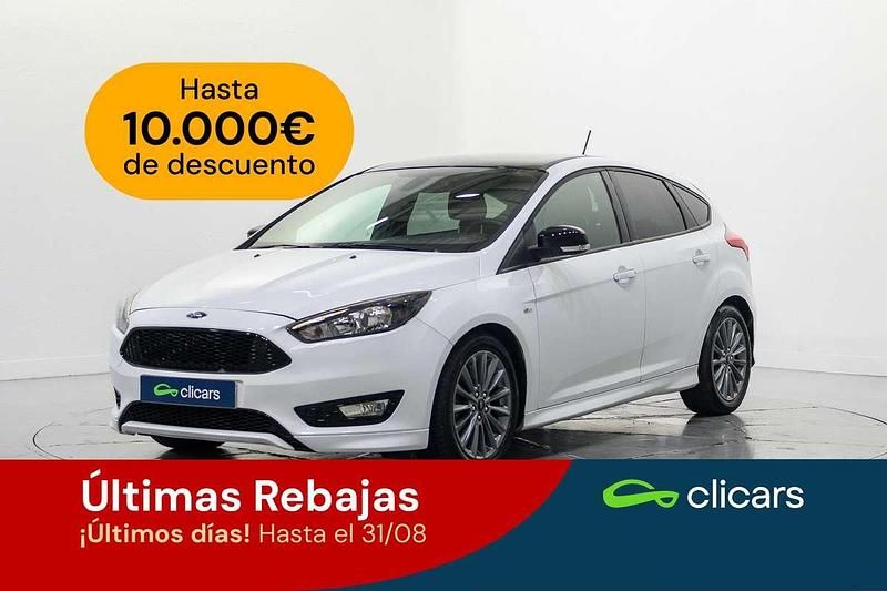 Blanco Usado 2017 Ford Focus ST-Line Utilitario | 11.390 € (Precio justo) - Imagen 1/4