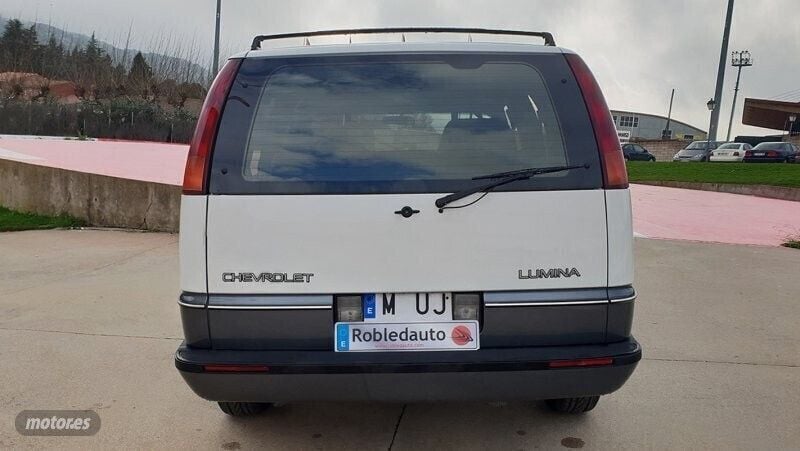 Usado Chevrolet Lumina Sport 122 CV (89 kW) 1991 Blanco Monovolumen