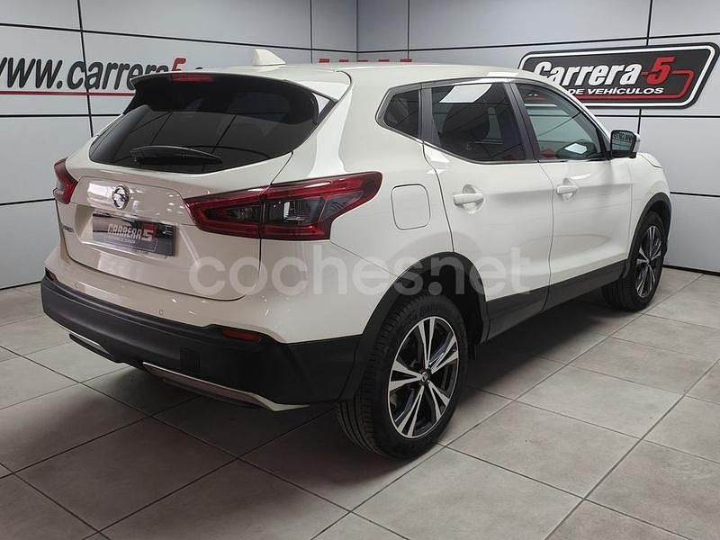 Usado Nissan Qashqai N-Connecta 115 CV (84 kW) 2017 Blanco SUV