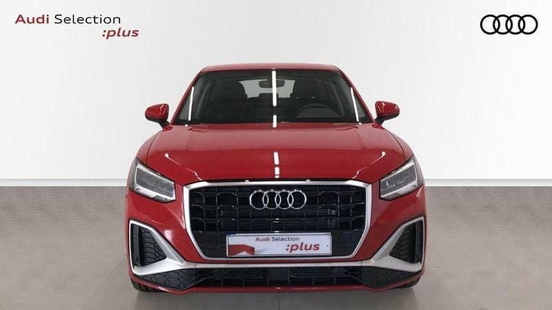 Usado Audi Q2 S-Line 150 CV (110 kW) 2022 Rojo SUV