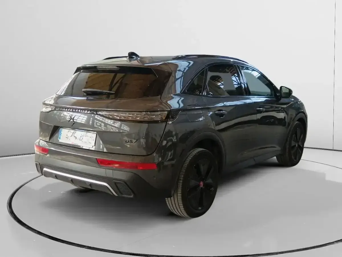 Usado DS Automobiles DS3 Performance 130 CV (95 kW) 2024 Gris SUV
