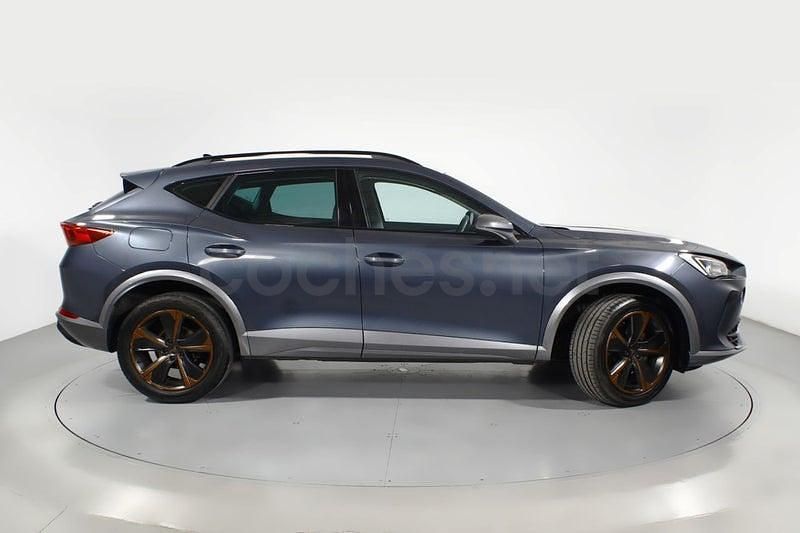 Usado Cupra Formentor 150 CV (110 kW) 2022 Gris / plata SUV