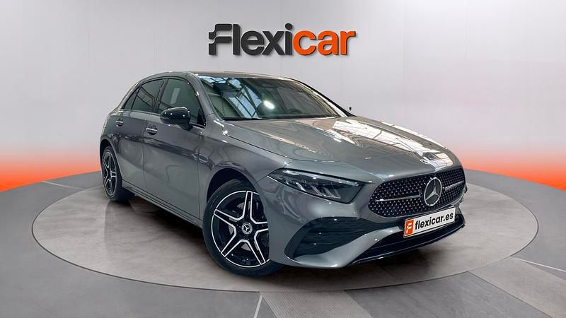 Usado Mercedes A250 218 CV (160 kW) 2024 Gris Berlina