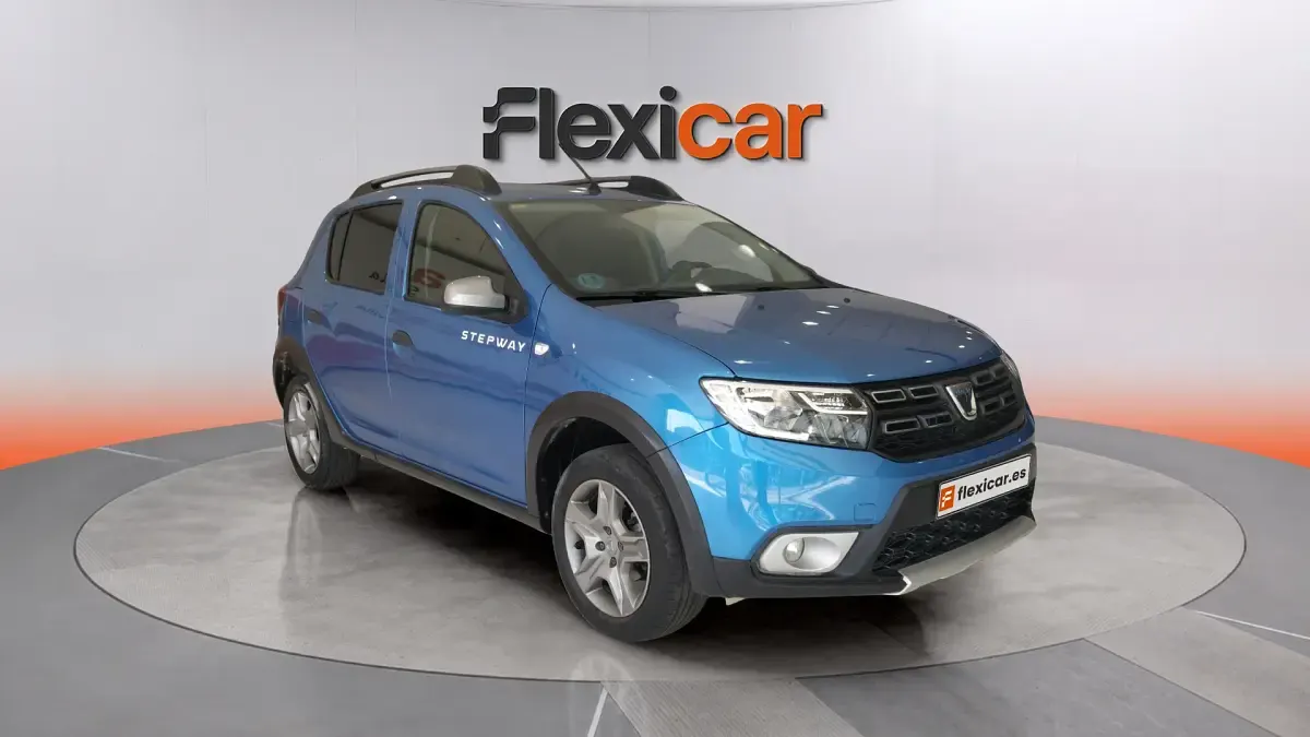 Usado Dacia Sandero Comfort 101 CV (74 kW) 2020 Berlina