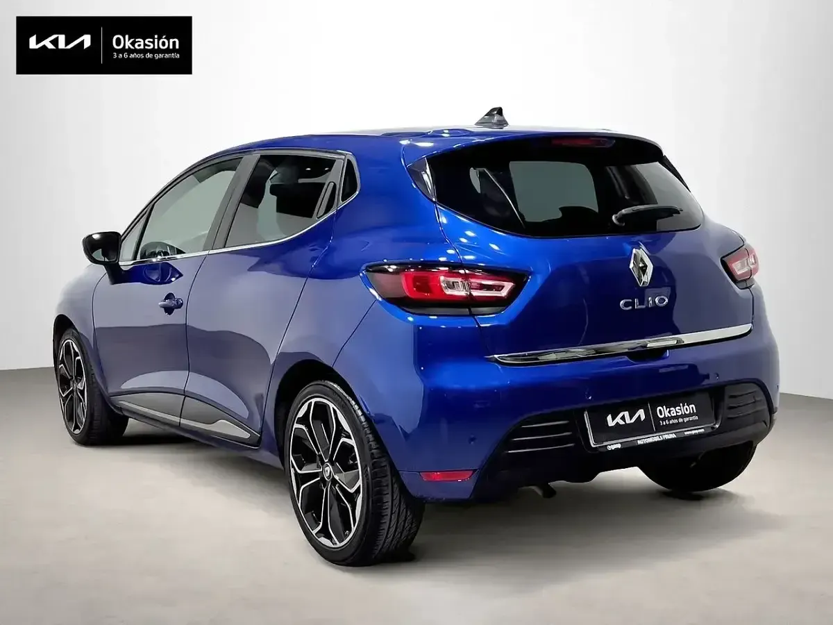 Usado Renault Clio Zen 90 CV (66 kW) 2019 Azul
