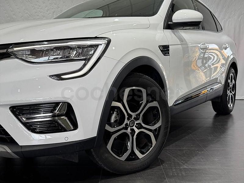 Usado Renault Arkana Zen 140 CV (102 kW) 2022 Blanco SUV