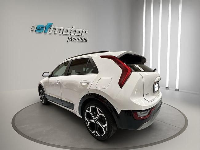 Usado Kia Niro 141 CV (103 kW) 2022 Blanco SUV