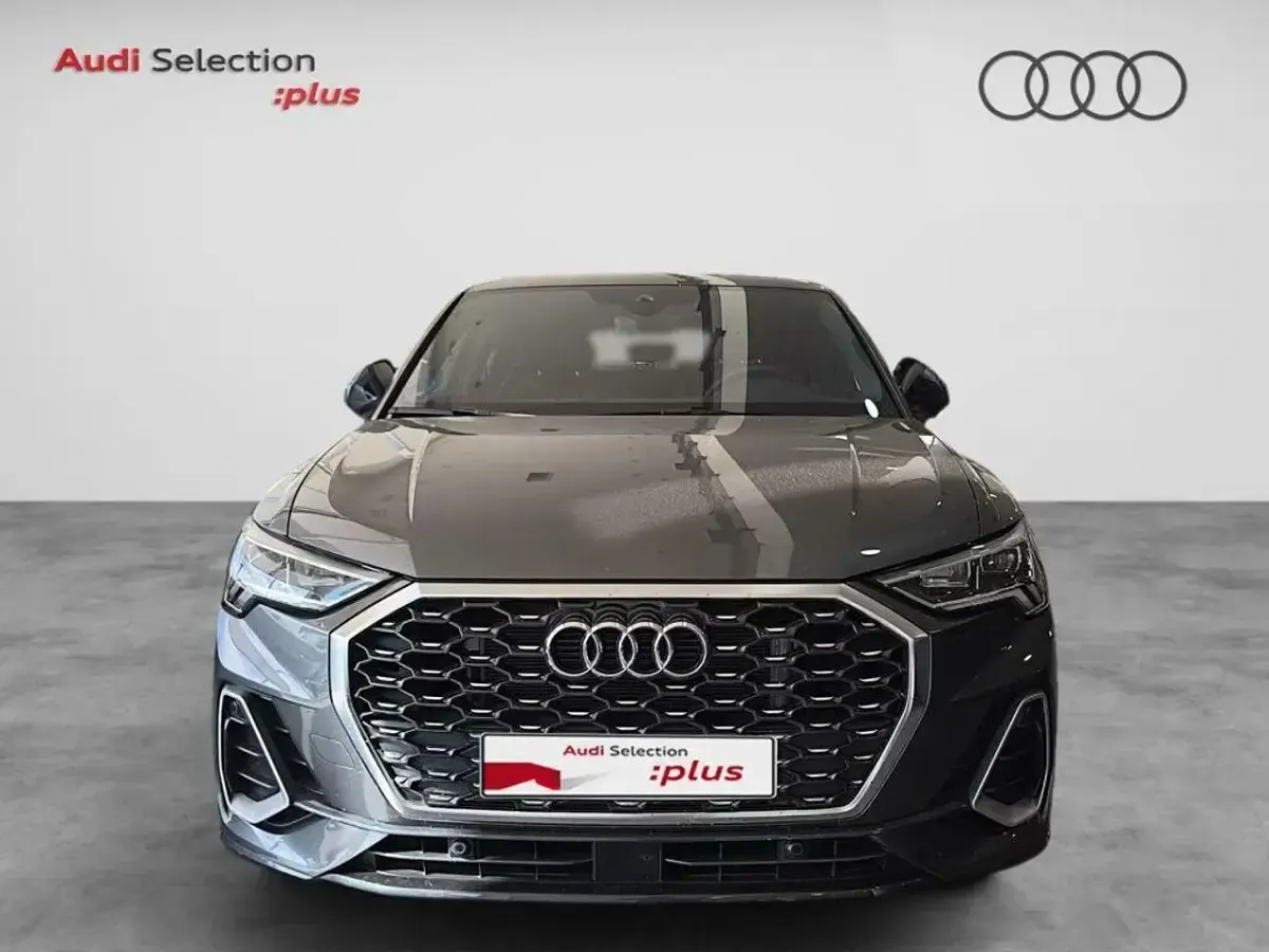 Usado Audi Q3 Sportback S-Line 245 CV (180 kW) 2024 Gris SUV