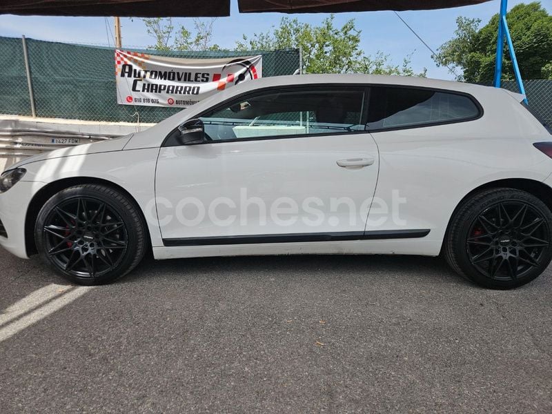 Blanco Usado 2010 VW Scirocco Coupe | 10.895 € (Precio justo) - Imagen 1/4