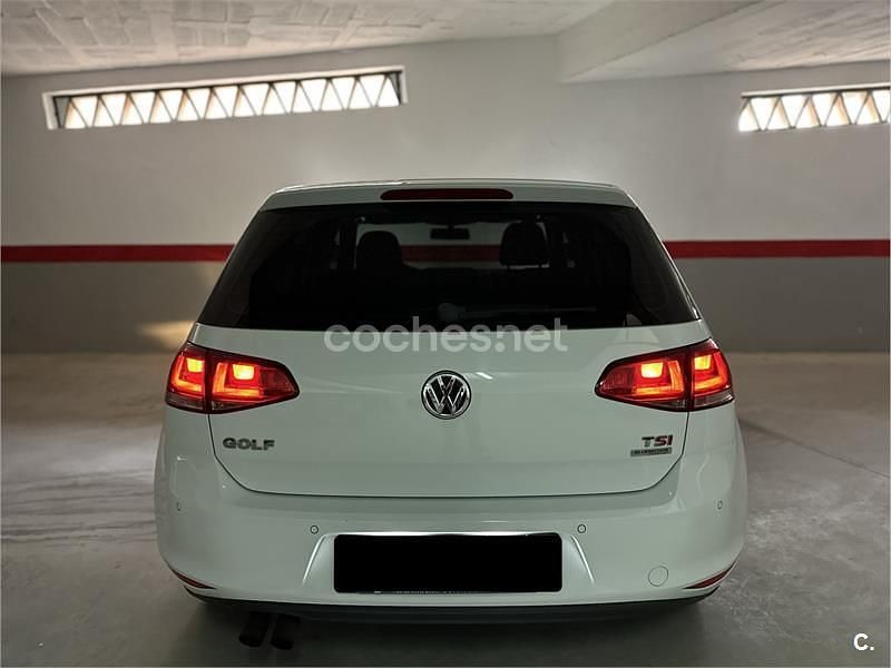 Usado VW Golf VII Advance 140 CV (102 kW) 2014 Blanco Berlina