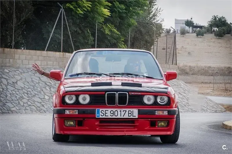 Usado BMW 318 140 CV (102 kW) 1992 Rojo Coupe