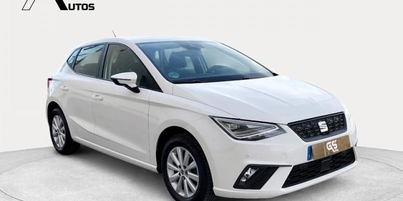 Usado Seat Ibiza Style 110 CV (80 kW) 2023 Blanco Utilitario