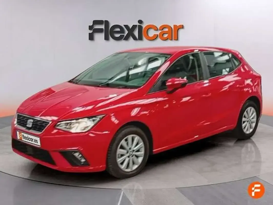 Usado Seat Ibiza Reference 95 CV (69 kW) 2019 Rojo Utilitario