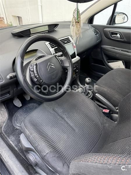 Usado Citroën C4 VTR Sport 110 CV (80 kW) 2006 Negro Berlina