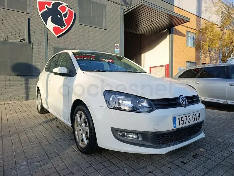 Usado VW Polo Advance 75 CV (55 kW) 2010 Blanco Berlina