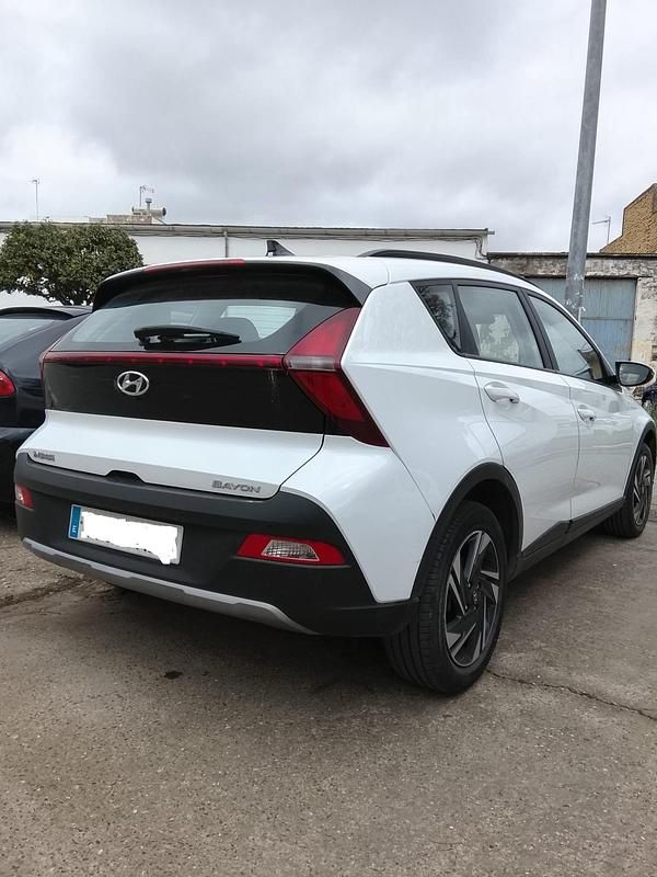 Usado Hyundai Bayon 84 CV (61 kW) 2023 Blanco SUV