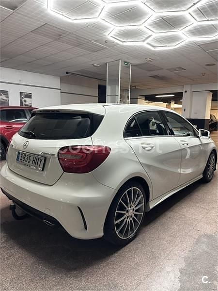 Usado Mercedes A180 AMG 109 CV (80 kW) 2013 Blanco Berlina
