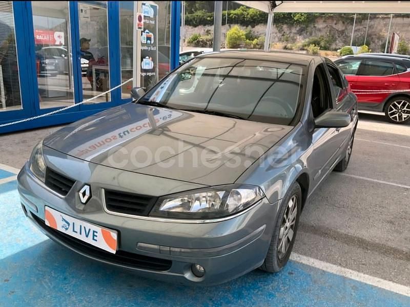 Gris / plata Usado 2006 Renault Laguna II Expression Berlina | 4300 € (Caro) - Imagen 1/4