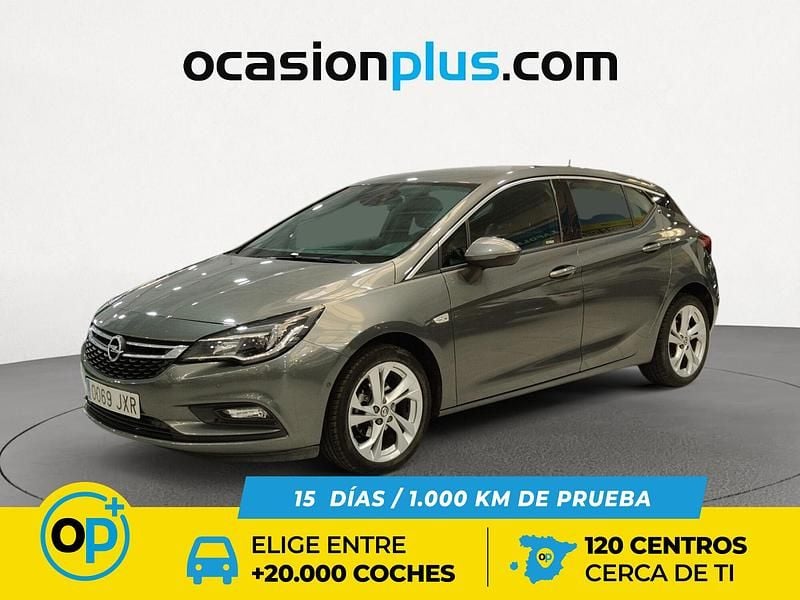 Gris Usado 2017 Opel Astra Dynamic Utilitario | 8325 € (Precio justo) - Imagen 1/4