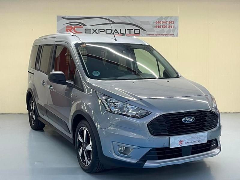 Usado Ford Tourneo Active 120 CV (88 kW) 2021 Gris Monovolumen