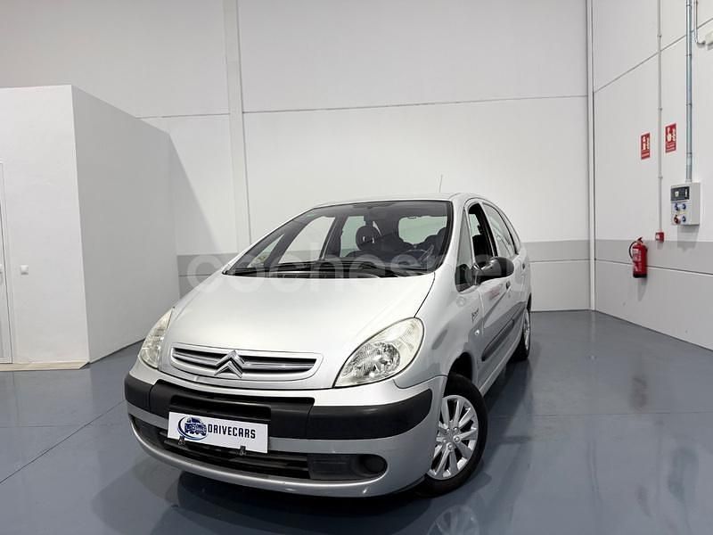 Gris / plata Usado 2009 Citroën Xsara Picasso Monovolumen | 4390 € (Precio justo) - Imagen 1/4