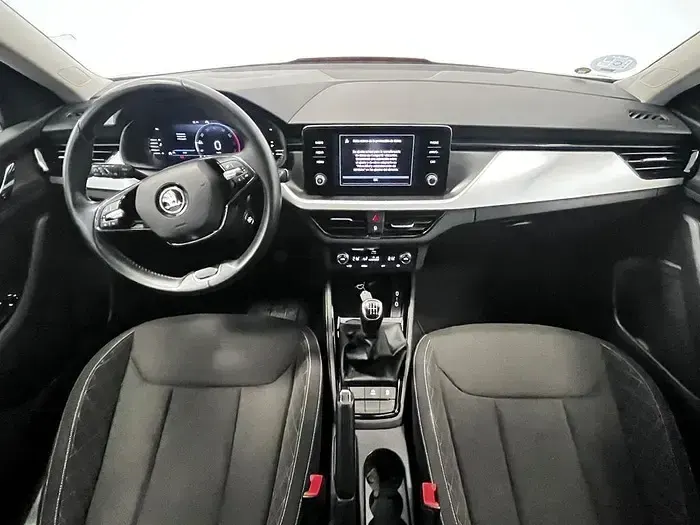 Usado Skoda Kamiq Ambition 110 CV (80 kW) 2023 Naranja SUV