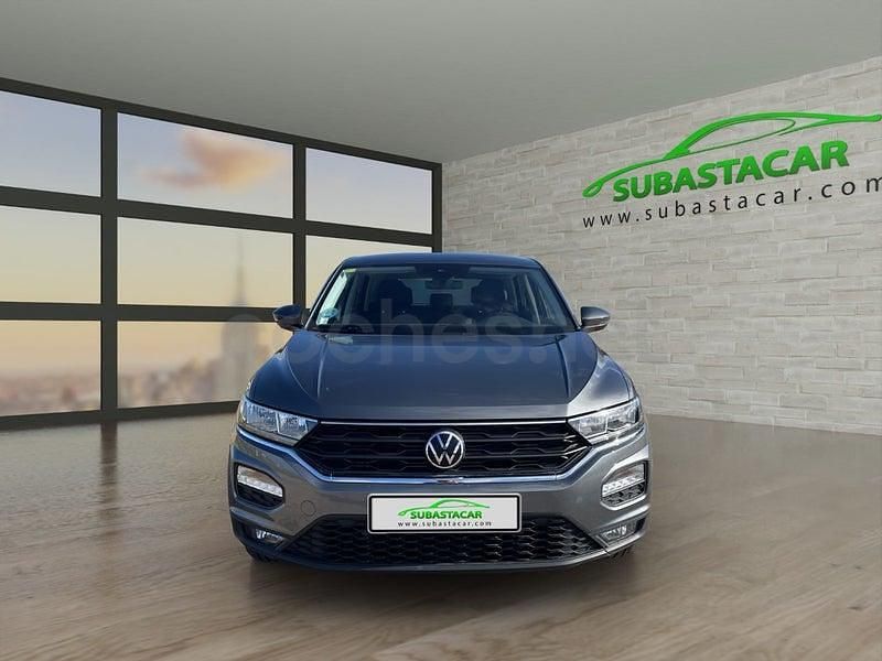 Usado VW T-Roc Edition 115 CV (84 kW) 2020 Gris / plata SUV