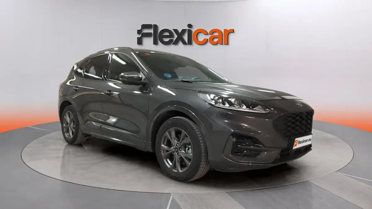 Usado Ford Kuga ST-Line 226 CV (166 kW) 2021 SUV