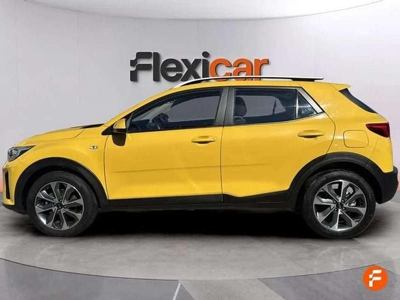 Usado Kia Stonic 101 CV (74 kW) 2018 Amarillo SUV