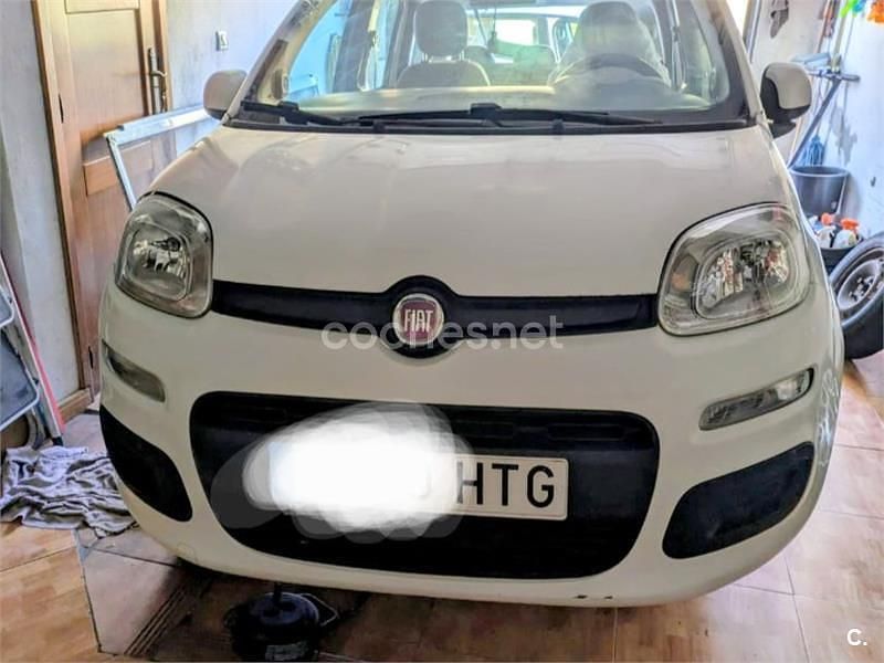 Usado Fiat Panda Lounge 69 CV (50 kW) 2013 Blanco Utilitario