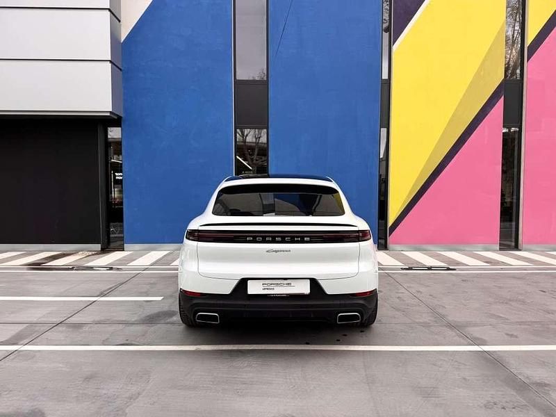 Usado Porsche Cayenne 470 CV (345 kW) 2024 Blanco SUV