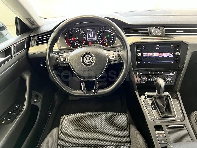 Usado VW Arteon 150 CV (110 kW) 2018 Negro Utilitario