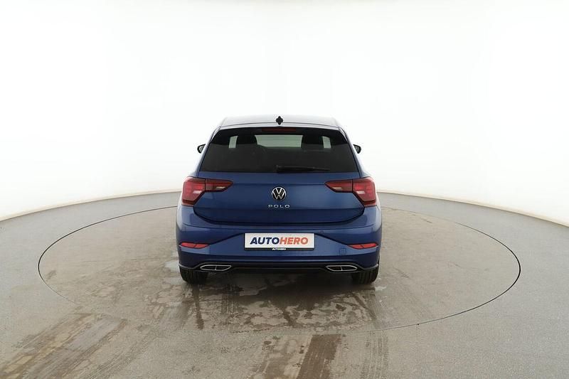 Usado VW Polo R-line 95 CV (69 kW) 2021 Azul Berlina