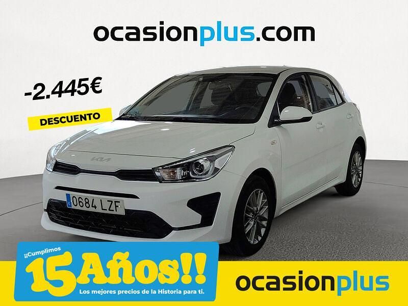 Blanco Usado 2022 Kia Rio Berlina | 12.290 € (Precio justo) - Imagen 1/4