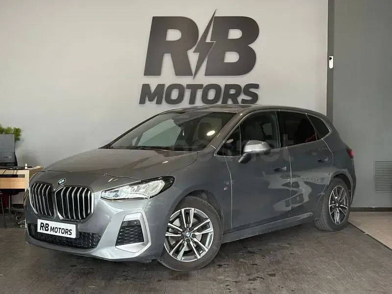 Usado BMW 218 Comfort Edition 150 CV (110 kW) 2022 Gris / plata Familiar