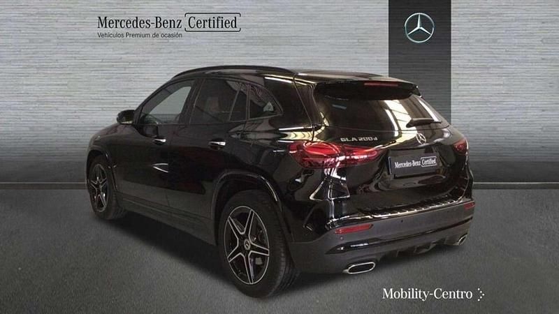 Usado Mercedes GLA200 151 CV (111 kW) 2025 Negro SUV