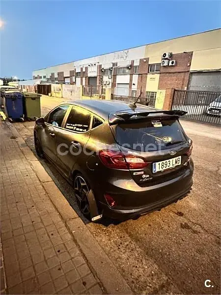 Usado Ford Fiesta ST 200 CV (147 kW) 2020 Gris / plata Utilitario