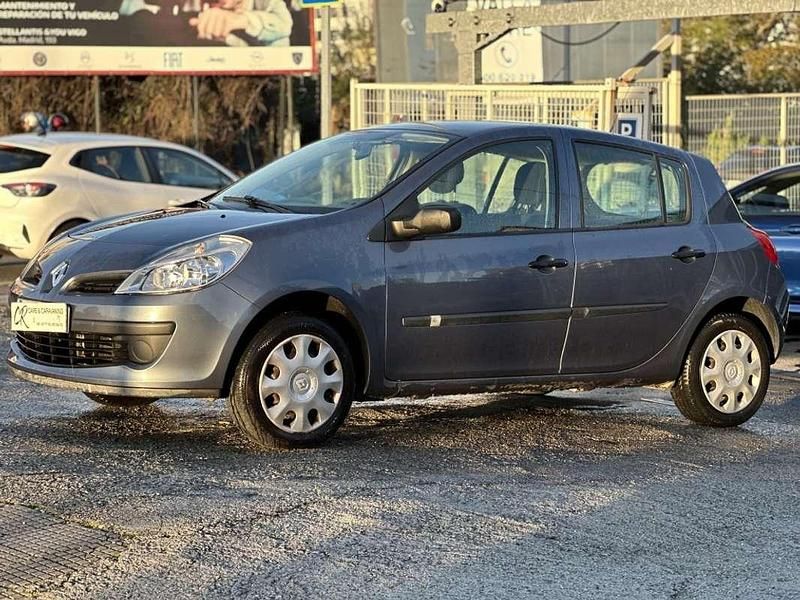 Usado 2008 Renault Clio II Authentique Utilitario | 4490 € (Precio justo) - Imagen 1/4